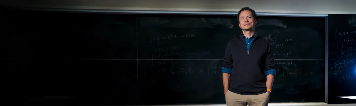 Pierre Portal - Why mathematicians love blackboards
